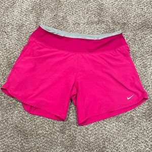 Nike Dri-Fit Shorts Pink Small